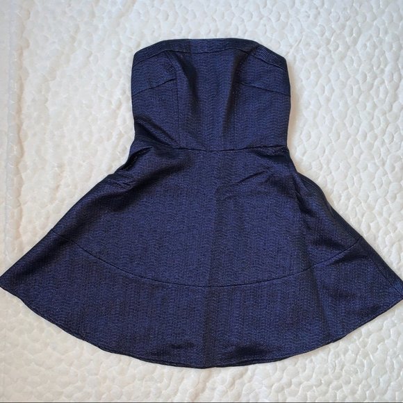 NEW Express Lace Casual Party Dress: Size 2 Blue - Picture 10 of 11